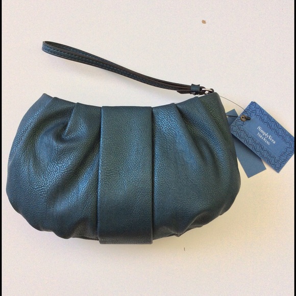 Simply Vera Teal Wristlet NWT 🎉Host Pick X3🎉 - Picture 2 of 4